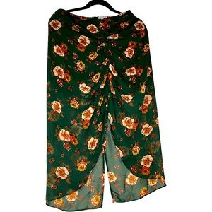 J.O.A. Green Floral Ruched Front Midi Skirt Lined W/Shorter Skirt Size Medium